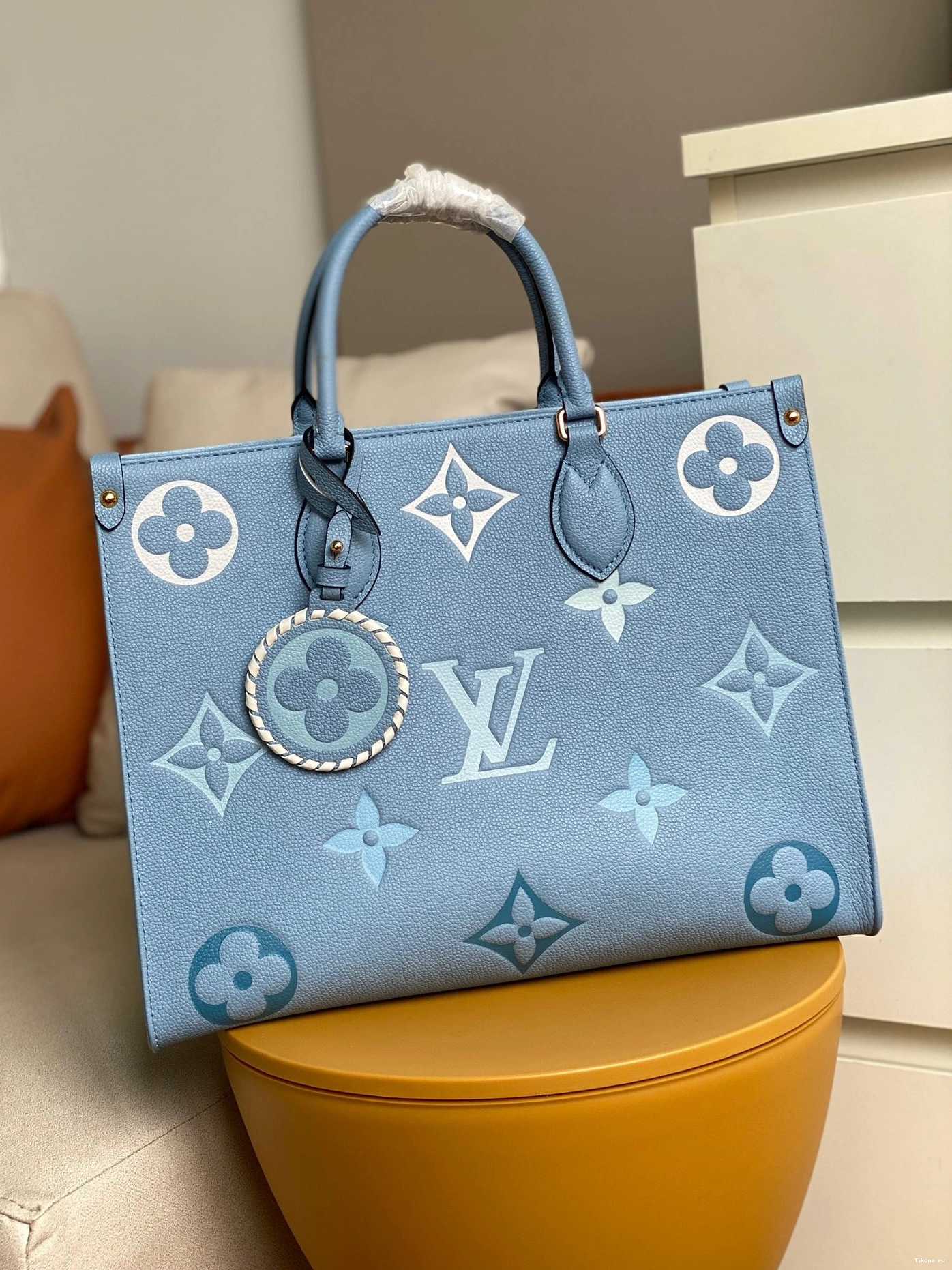 Cheap VUITTON ONTHEGO MM LOUIS 0805